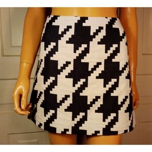 Dolce & Gabbana wool blend hounds tooth checked skirt